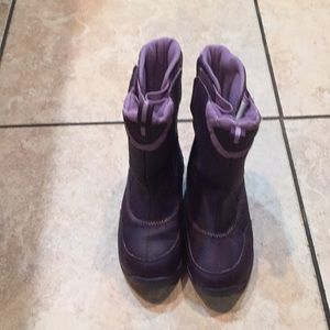 Lands’End winter boots size 3